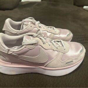 Nike Women's Pink Sneakers